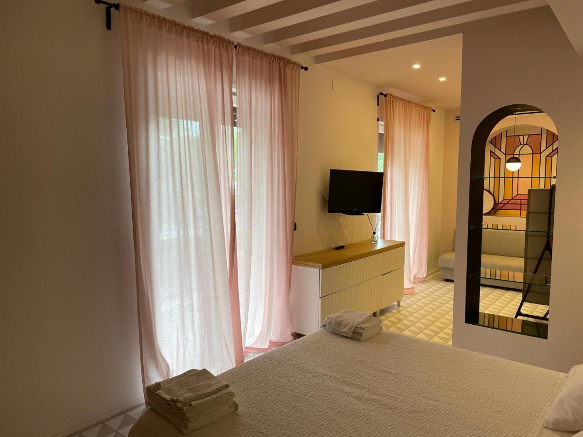 Bed and Breakfast Dusmè Taranto Esterno foto