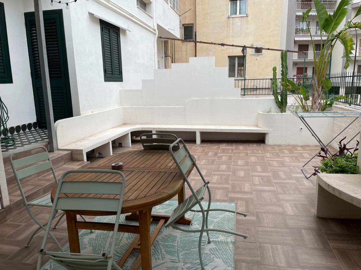 Bed and Breakfast Dusmè Taranto Esterno foto